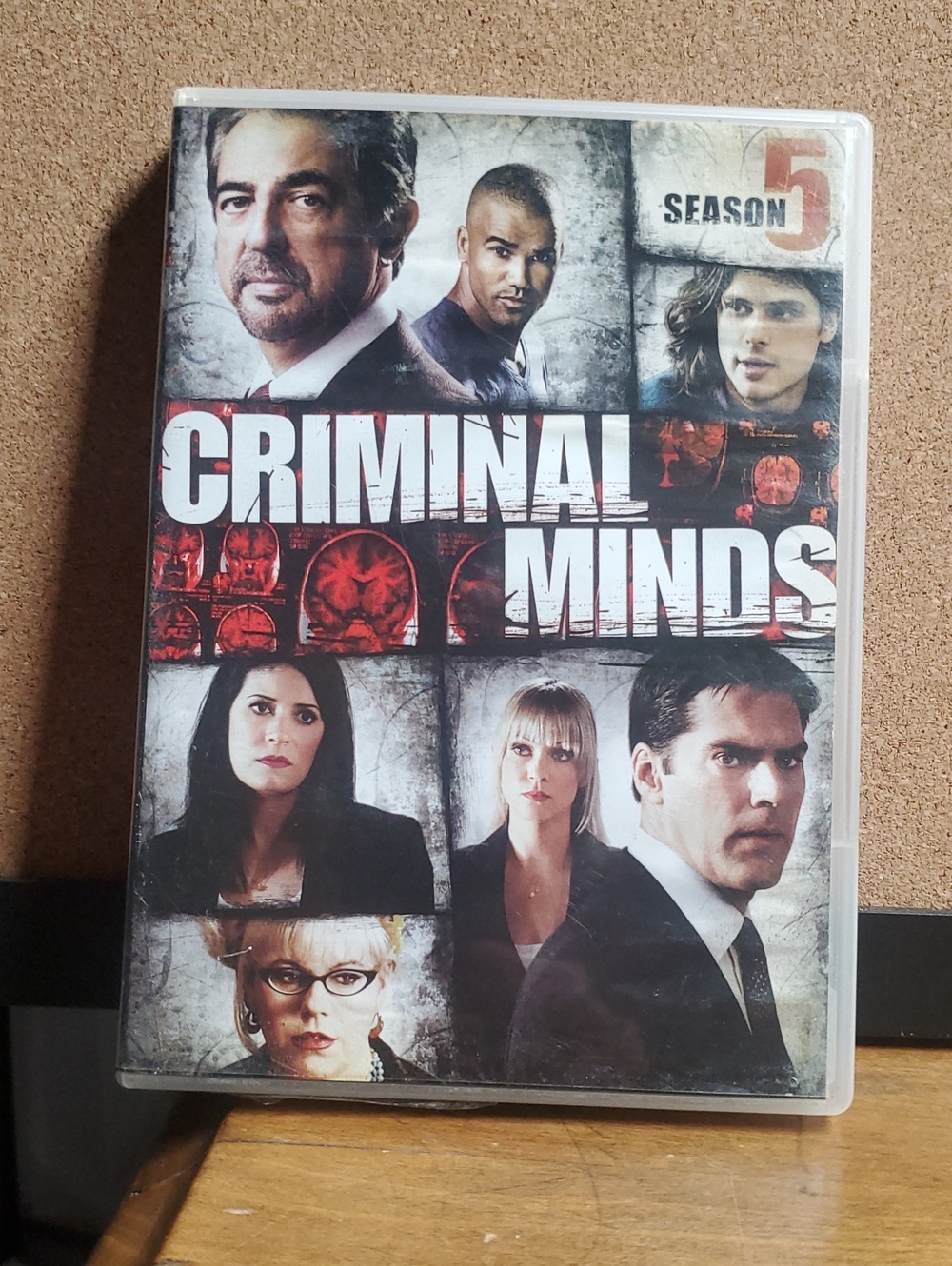 Criminal Minds Season 5 DVD - Black, Red Artwork